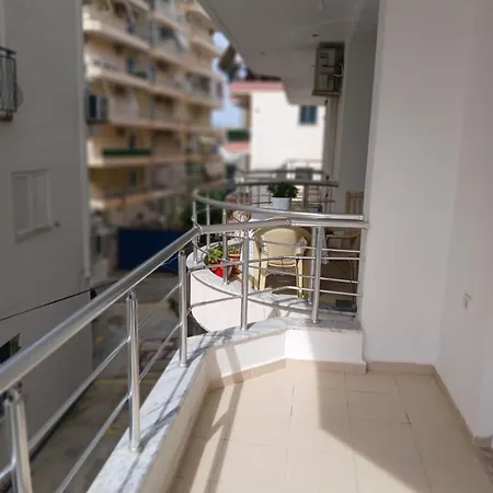 Mita * Sarandë